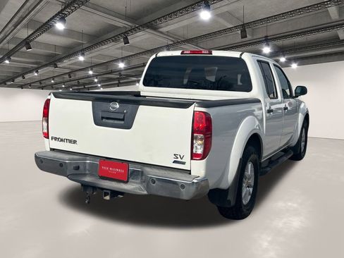 Used 2017 Nissan Frontier SV w/ SV Value Truck Package image 16