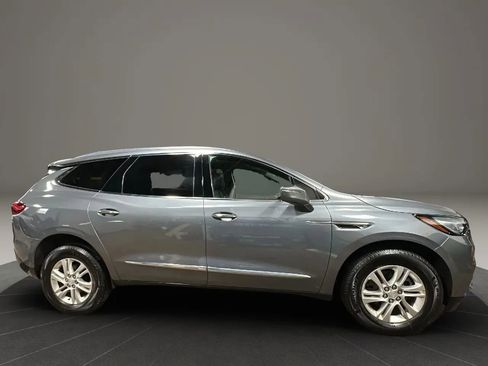 Used 2019 Buick Enclave Essence image 6