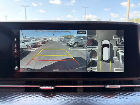 Used 2024 Kia Carnival SX Prestige image 23