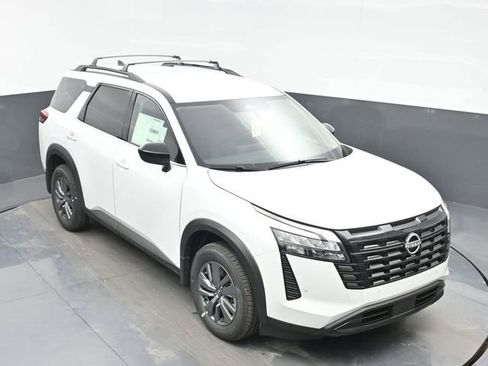 New 2026 Nissan Pathfinder SV FWD image 35