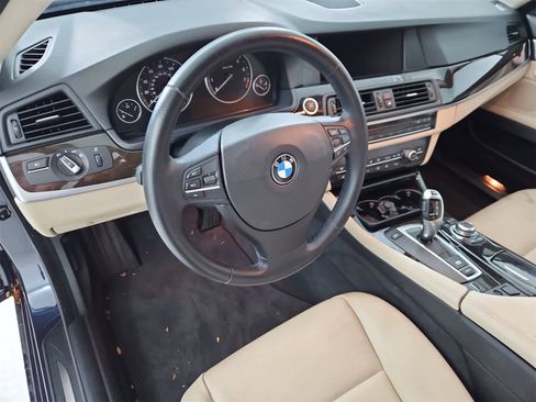 Used 2011 BMW 528i Sedan image 2
