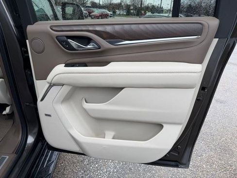 Used 2021 GMC Yukon XL Denali image 22