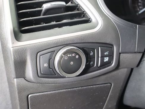 Used 2024 Ford Edge SEL w/ Convenience Package image 32