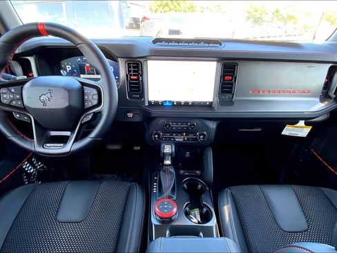 Used 2025 Ford Bronco Raptor AWD/4WD image 13