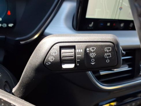 Used 2023 Ford Escape Platinum w/ Premium Technology Package AWD/4WD image 23