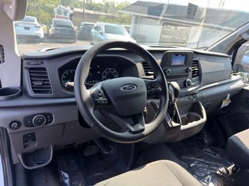 Used 2025 Ford Transit 250 Low Roof w/ Exterior Upgrade Package RWD image 16