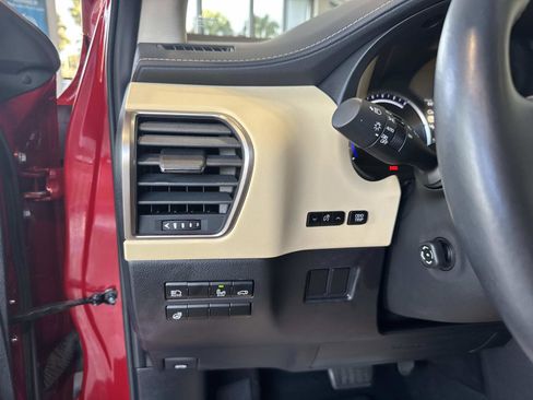 Certified 2019 Lexus NX 300h 300h image 32