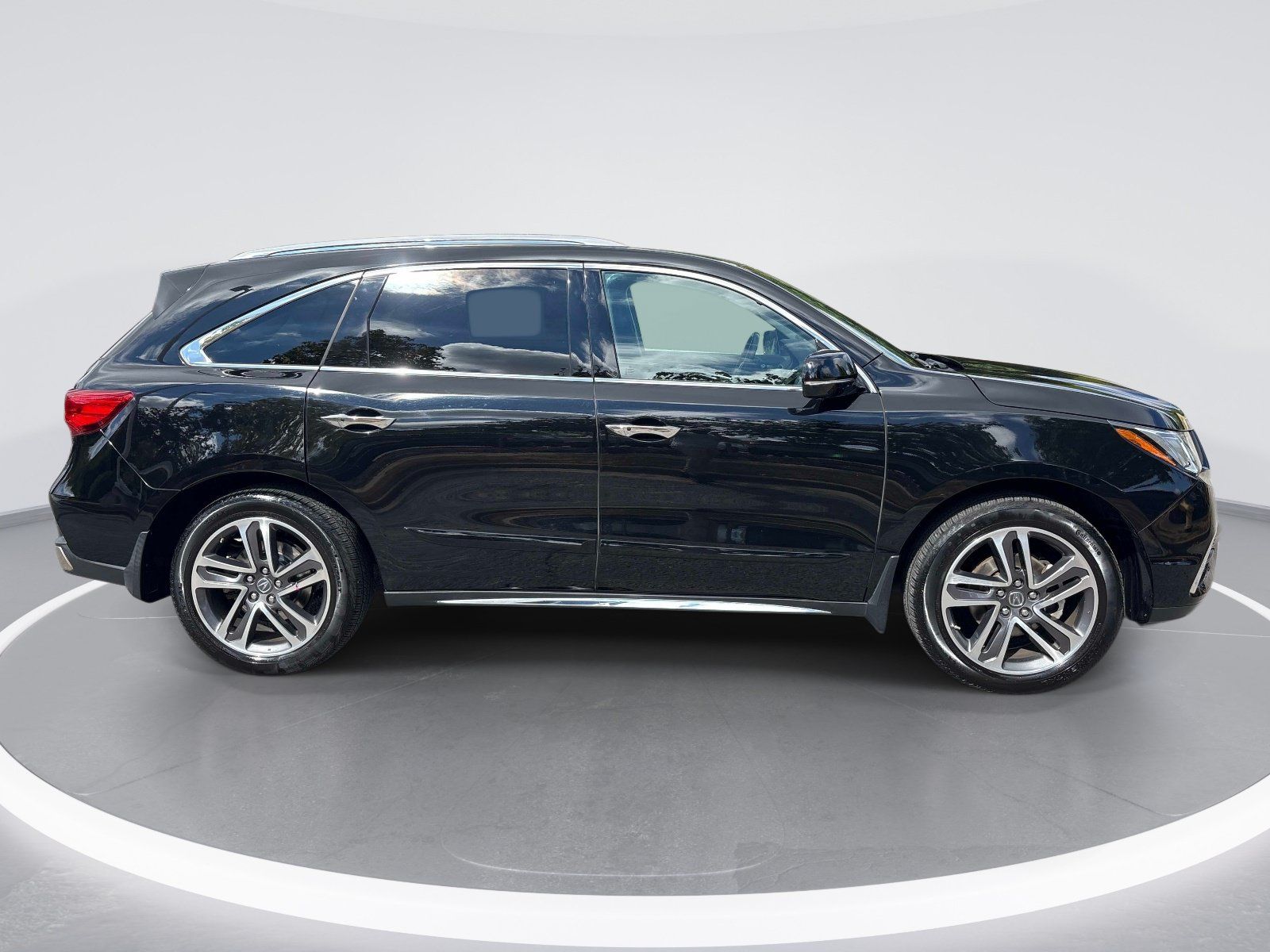 Used 2018 Acura MDX w/ Advance Package AWD/4WD image 9