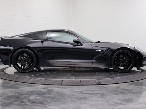 Used 2014 Chevrolet Corvette Stingray Coupe RWD image 17