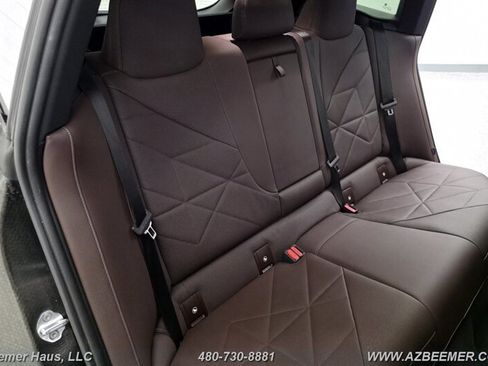 Used 2023 BMW iX xDrive50 w/ Sport Package AWD/4WD image 23