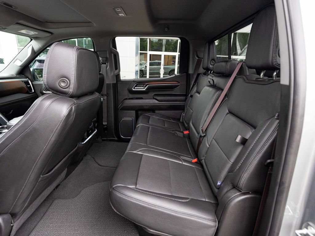 Used 2024 GMC Sierra 1500 Denali w/ Denali Reserve Package AWD/4WD image 25