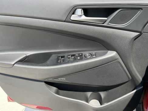 Used 2021 Hyundai Tucson Ultimate w/ Cargo Package FWD image 14