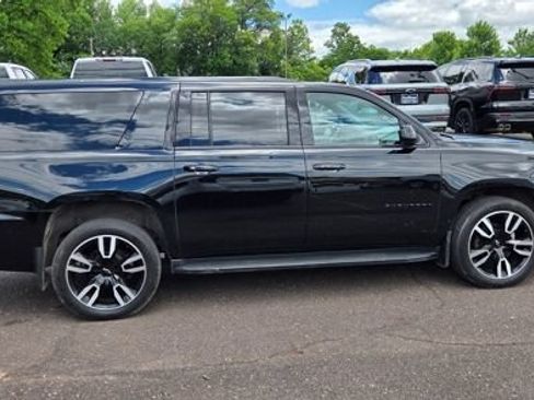 Used 2020 Chevrolet Suburban LT AWD/4WD image 11