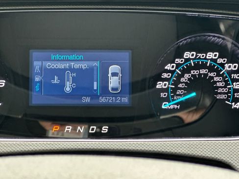 Used 2018 Ford Taurus SE image 27