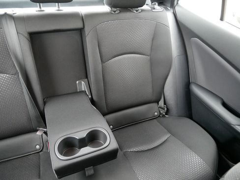 Used 2021 Toyota Prius LE FWD image 14