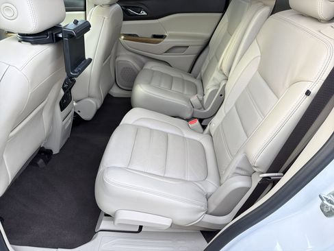 Used 2019 GMC Acadia Denali w/ Technology Package image 22