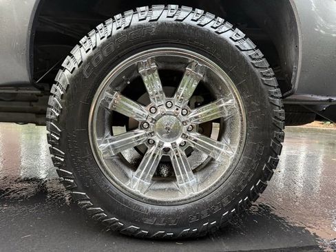 Used 2012 Ford F250 Lariat image 29