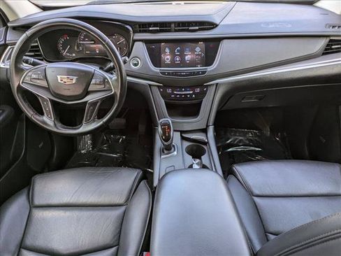 Used 2019 Cadillac XT5 Luxury FWD image 16