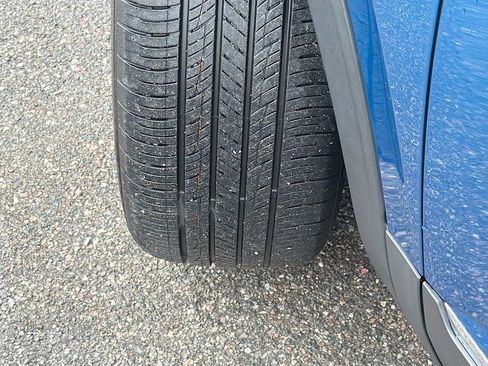 Used 2024 Volkswagen Atlas Cross Sport SEL image 43