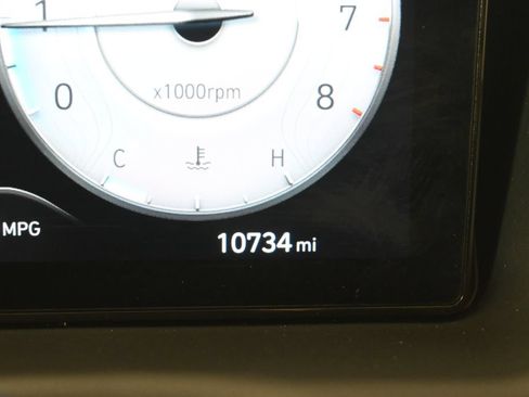 Used 2022 Hyundai Tucson Limited AWD/4WD image 26