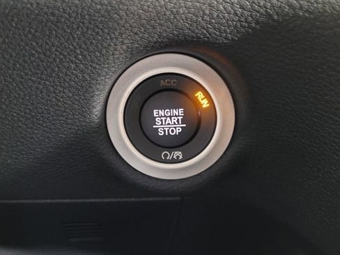 New 2026 Chrysler Pacifica Select image 21