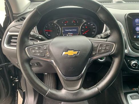 Used 2023 Chevrolet Equinox Premier AWD/4WD image 19