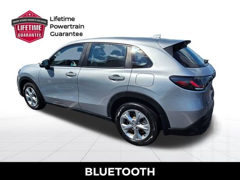 Used 2023 Honda HR-V LX image 4