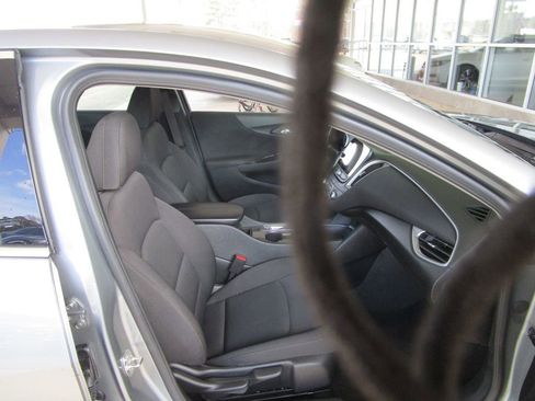 Used 2024 Chevrolet Malibu LT image 15