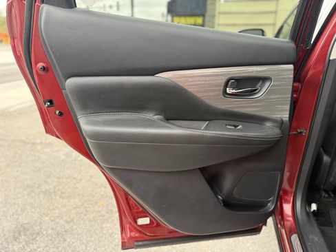 Used 2015 Nissan Murano S w/ Navigation Package image 20