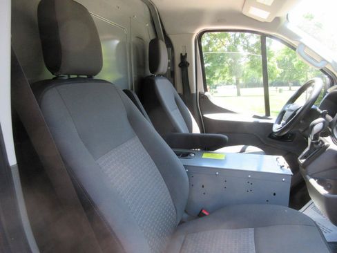 Used 2021 Ford Transit 250 Low Roof AWD image 37