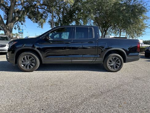 Used 2025 Honda Ridgeline Sport image 8