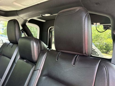 Used 2022 Jeep Wrangler Unlimited Rubicon w/ LED Lighting Group image 16