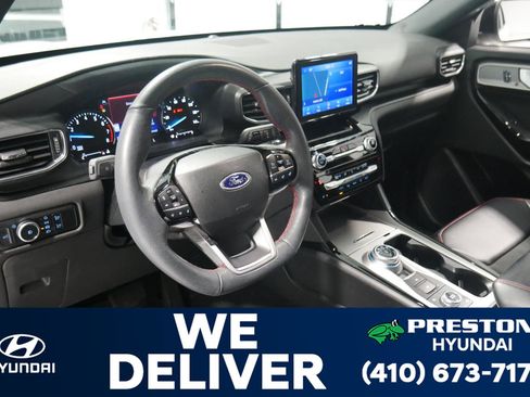 Used 2023 Ford Explorer ST-Line w/ Class IV Trailer Tow Package image 9