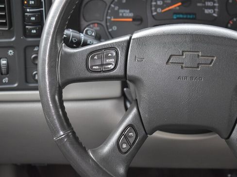 Used 2005 Chevrolet Silverado 2500 LT w/ Heavy-Duty Power Package AWD/4WD image 15
