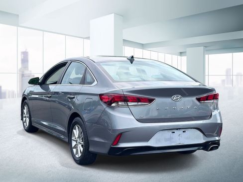 Used 2018 Hyundai Sonata SE FWD image 3