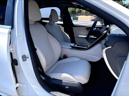 Used 2024 Mercedes-Benz C 300 Sedan image 10