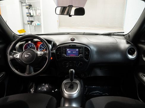 Used 2016 Nissan Juke S image 18