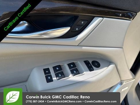 Used 2020 Cadillac Escalade Premium Luxury AWD/4WD image 16
