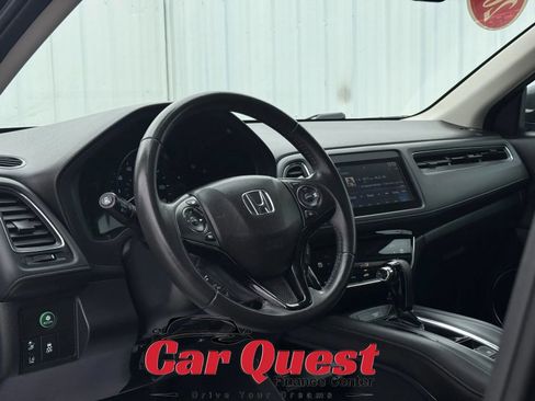 Used 2019 Honda HR-V EX-L image 10