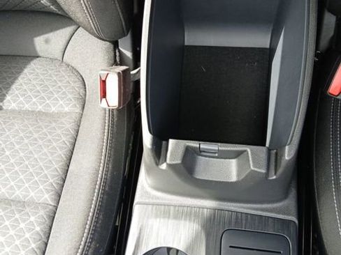 Certified 2025 Ford Escape Active AWD/4WD image 29