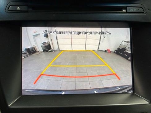 Used 2017 Hyundai Santa Fe SE FWD image 24