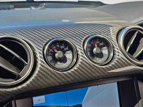 Used 2021 Ford Mustang Shelby GT500 w/ Carbon Fiber Track Pack RWD image 26