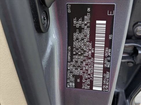 Used 2013 Lexus LX 570 4WD w/ Luxury Pkg image 26