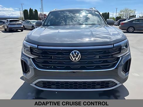 New 2026 Volkswagen Atlas Cross Sport SE AWD/4WD image 8