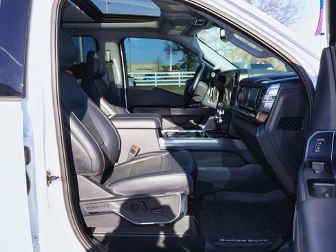 Used 2024 Ford F250 Lariat w/ Sport Appearance Package image 34