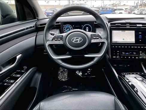 Certified 2023 Hyundai Tucson Limited AWD/4WD image 7
