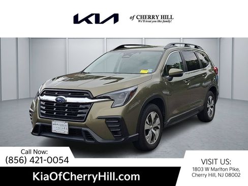 Used 2023 Subaru Ascent Premium w/ Convenience Package AWD/4WD image 1