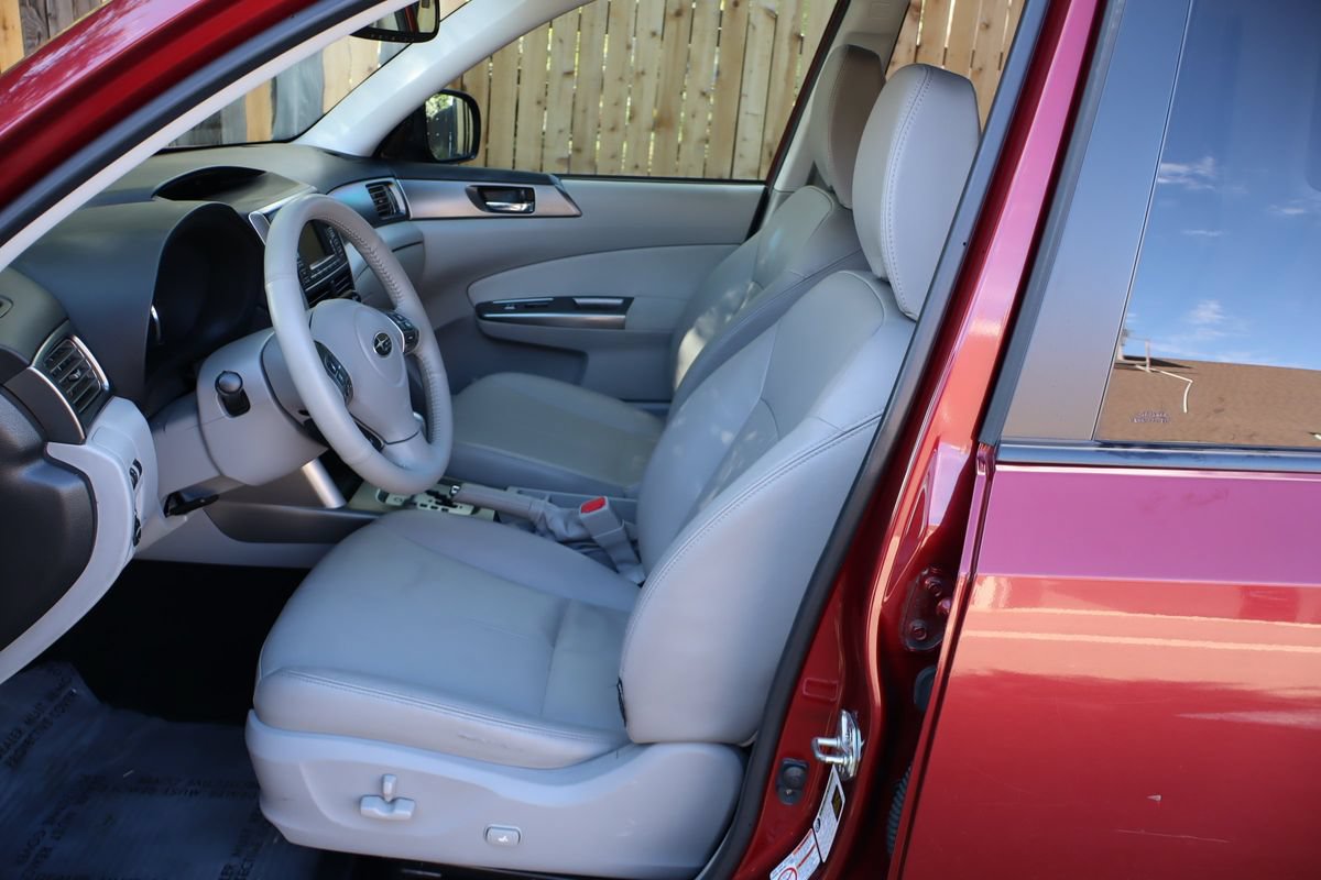 Used 2013 Subaru Forester 2.5X Limited AWD/4WD image 20