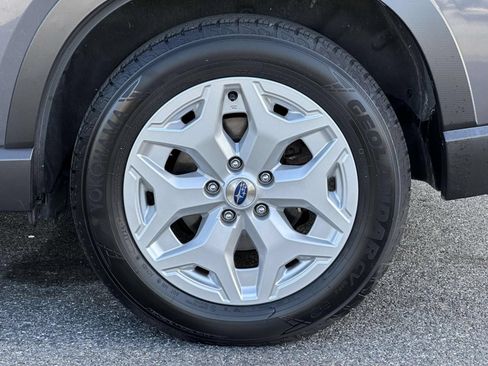 Used 2022 Subaru Forester AWD/4WD image 16