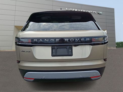 Used 2026 Land Rover Range Rover Velar S AWD/4WD image 7